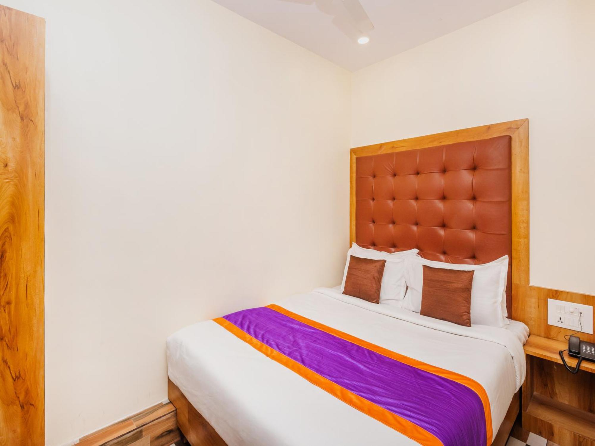 Hotel Era Bombay Eksteriør billede