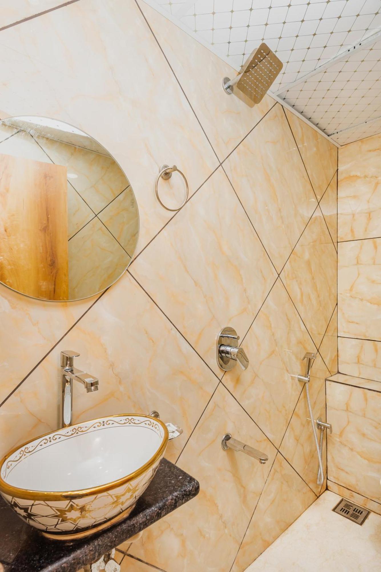 Hotel Era Bombay Eksteriør billede